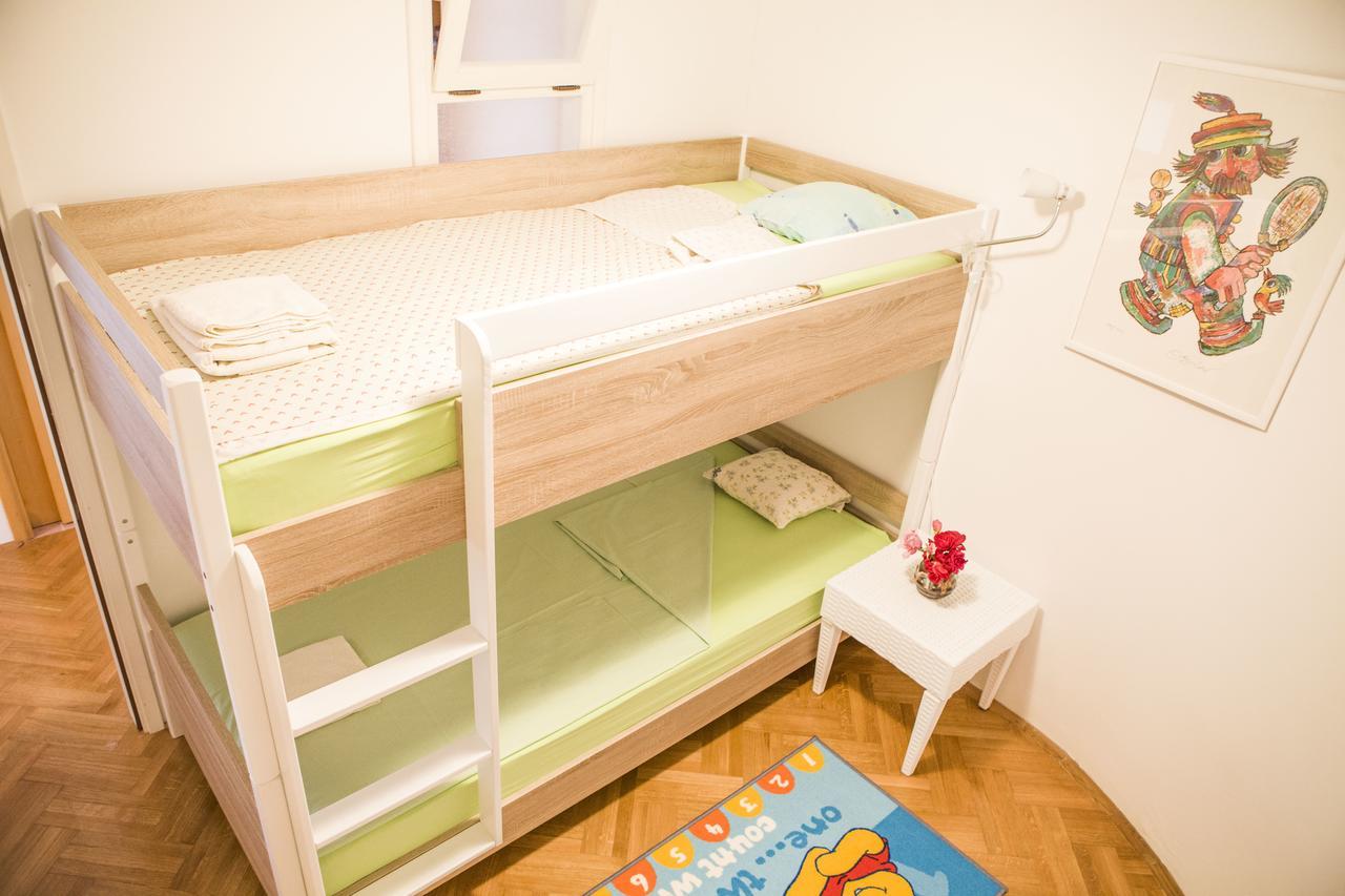 Apartman Dove With Sea View And Free Parking