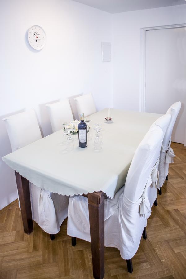 Apartman Dove With Sea View And Free Parking
