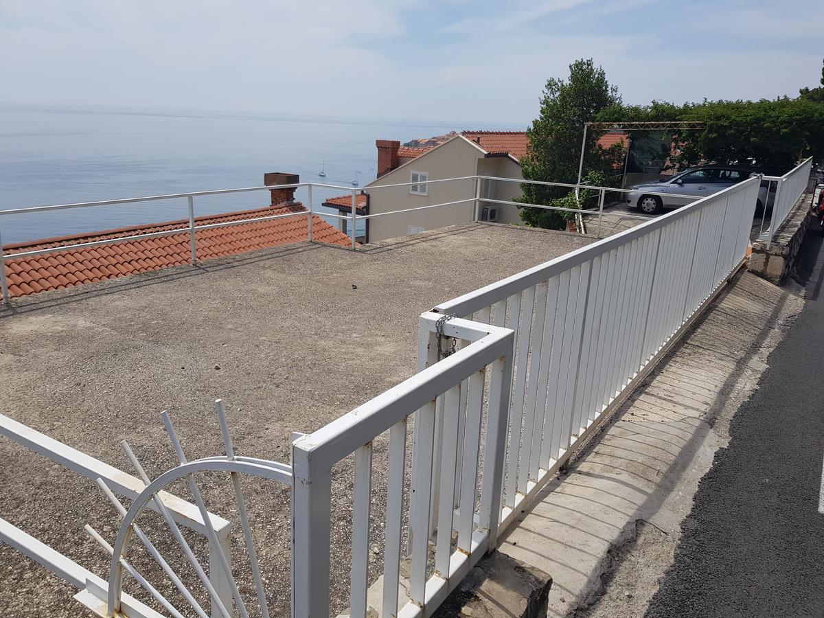 Dove With Sea View And Free Parking